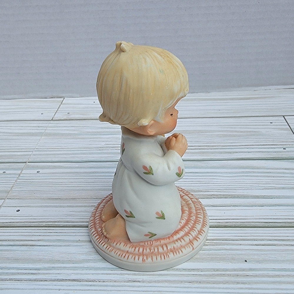 1983 Gorham Gods In His Heaven Girl Praying With Cat/Kitten Figurine Ceramic - Picture 4 of 12